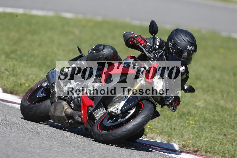 /Archiv-2025/48 25.08.2025 Cornu Master School ADR/blau-bleu/0